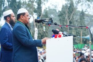 কথায় কাজে মিল নেই, লেবাস থাকলেও প্রকৃত ইসলাম নেই: জামায়াতকে ইঙ্গিত করে চরমোনাই পীর